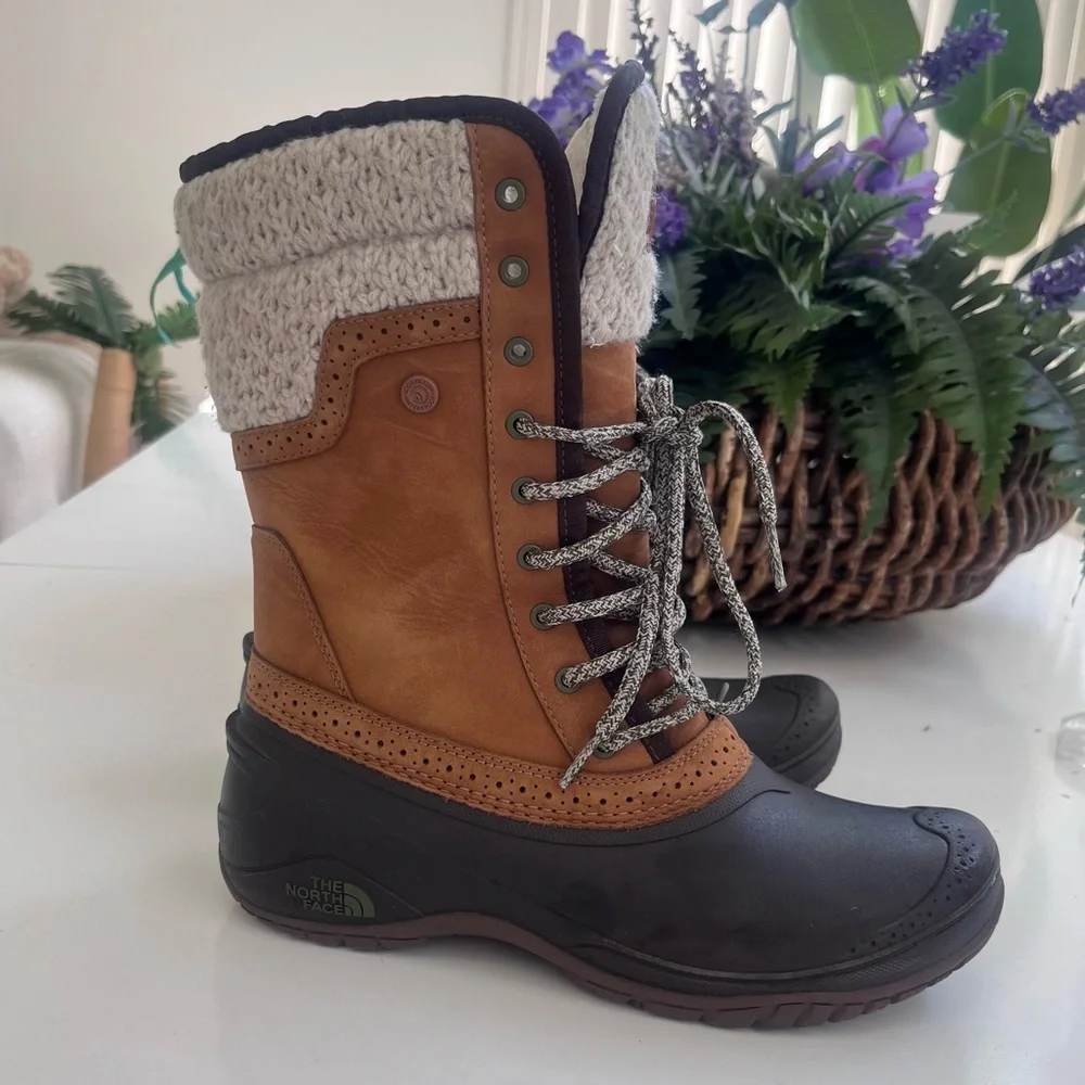 The North Face 8.5 Shellista II Dachsund Brown Leather Winter Snow Boot Faux Fur